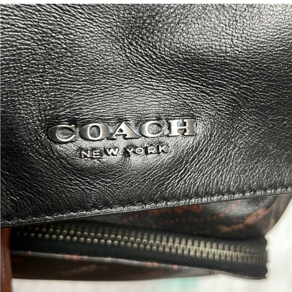 Coach | Turner Large Backpack - Picture 3 of 15